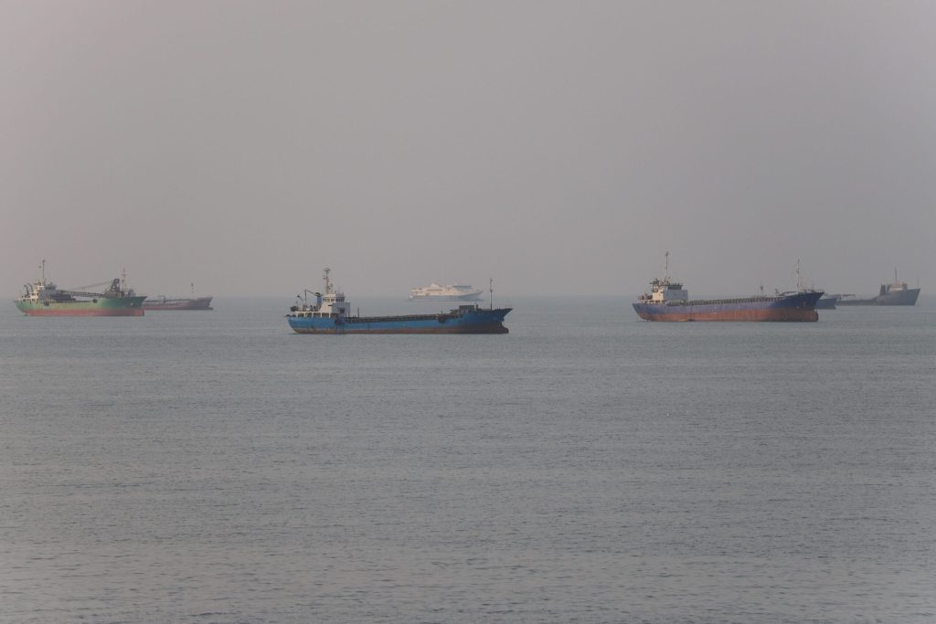 Doha’da ABD-İran Teknik Masası Toplanıyor; Hürmüz Boğazı Öncelikli