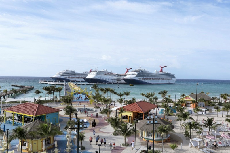 Carnival Corporation, Celebration Key’deki İskele Uzatma Projesini Tamamladı