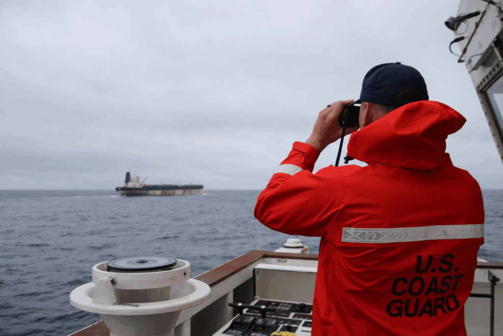 ABD Sahil Güvenlik Tarafından Haftalarca Takib edilen Tanker Kaptanı Suçunu İtiraf Etti