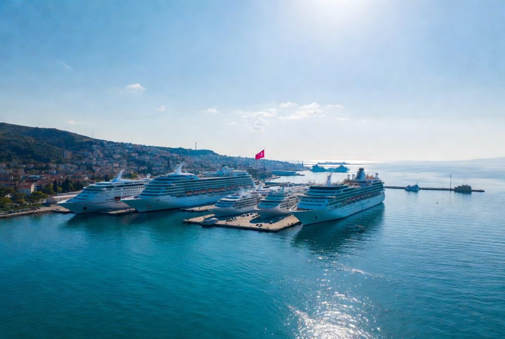 Türkiye Turist Artışında Dünya 4’üncüsü Oldu! OECD Raporu Kuşadası ve Ege Turizmi İçin de Önemli Fırsatlar Sunuyor