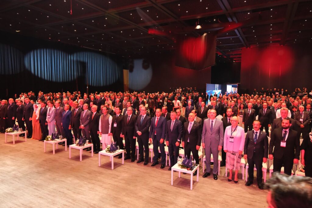 5’inci Türkiye Denizcilik Zirvesi Başladı: Kabotaj 100 Yılı ve Filo Hedefleri