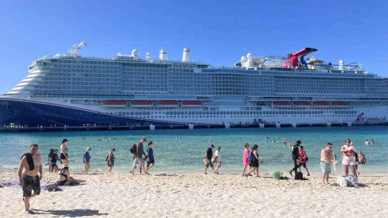 ABD Dışişleri Bakanlığı Turks ve Caicos İçin Seyahat Uyarısını Güncelledi