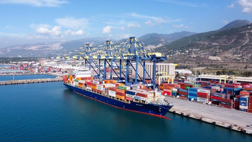 Ticaret Bakanı Bolat’tan Rekor Haber: Haziran İhracatı 25 Milyar Dolar, Yıllık Toplam 400 Milyarı Aştı