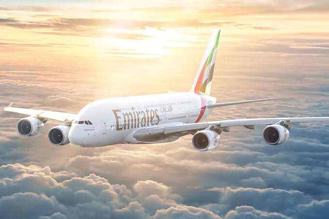 Emirates’ten 5 Milyar Dolarlık Dev Yatırım: 100 Uçak Yenilendi