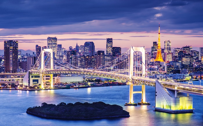 ABD'li Turistler 4 Temmuz İçin Tokyo'yu Tercih Ediyor: Paris ve Atina'da Rekor Artış